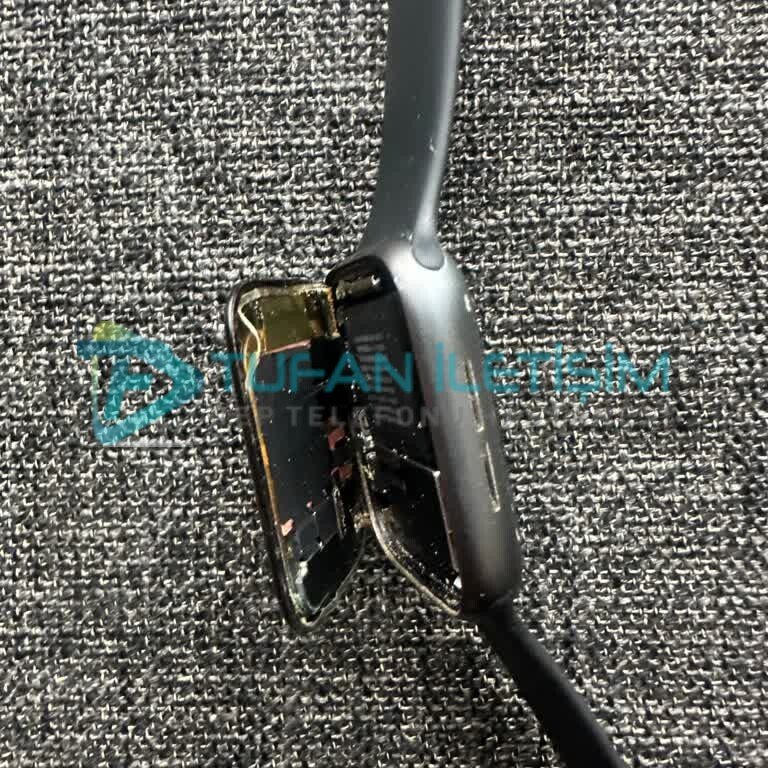 Apple Watch s9 45 mm cam değişimi