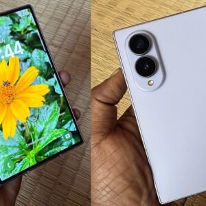 Samsung Z Fold 8 katlanabilir telefon ön ekran ve arka tasarım