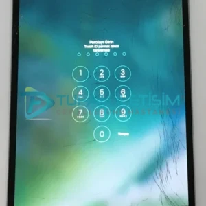iPad 7 Cam Değişimi