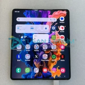 Samsung Galaxy Z Fold 5 Ön Ekran Değişimi