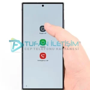 Samsung S24 Ultra Cam Değişimi